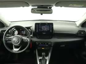 Toyota Yaris (2020) thumbnail 5
