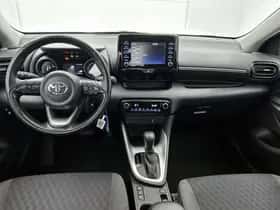 Toyota Yaris (2020) thumbnail 4