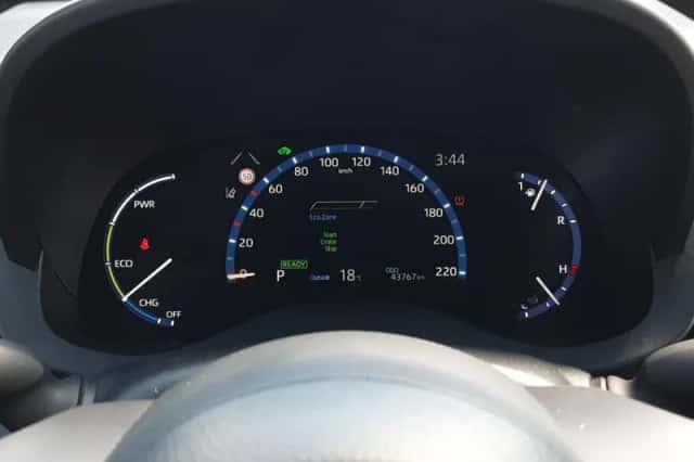 Toyota Yaris_Cross (2023) thumbnail 5