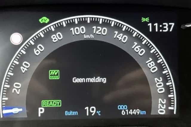 Toyota RAV4 (2021) thumbnail 5