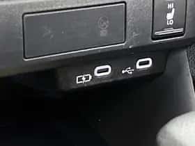 Toyota Yaris (2025) thumbnail 23