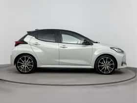 Toyota Yaris (2023) thumbnail 12