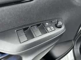 Toyota Yaris (2023) thumbnail 22