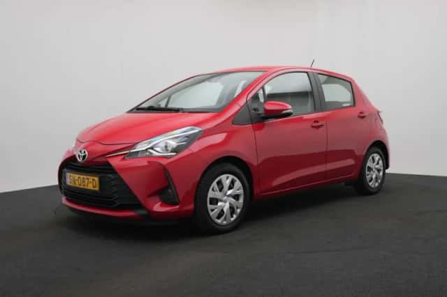 Toyota Yaris (2018) thumbnail 1