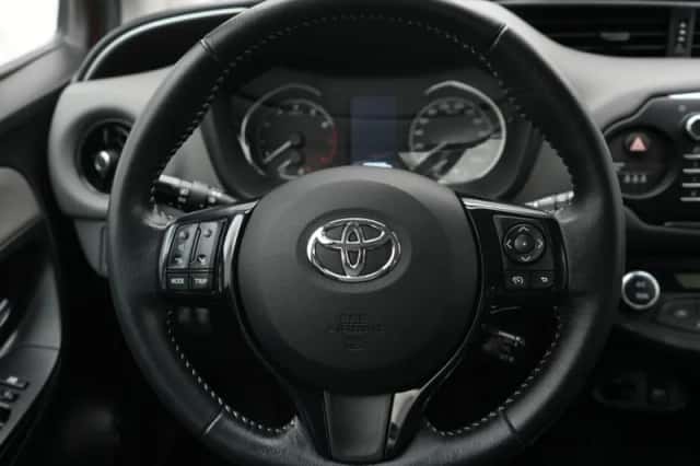 Toyota Yaris (2018) thumbnail 4