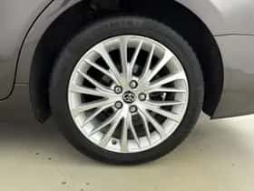 Toyota Camry (2019) thumbnail 23
