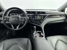 Toyota Camry (2019) thumbnail 4