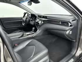 Toyota Camry (2019) thumbnail 6