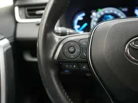Toyota RAV4 (2020) thumbnail 4