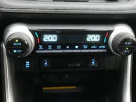 Toyota RAV4 (2020) thumbnail 39