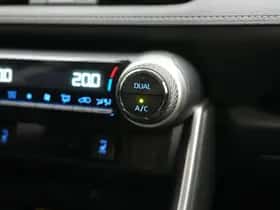 Toyota RAV4 (2020) thumbnail 41