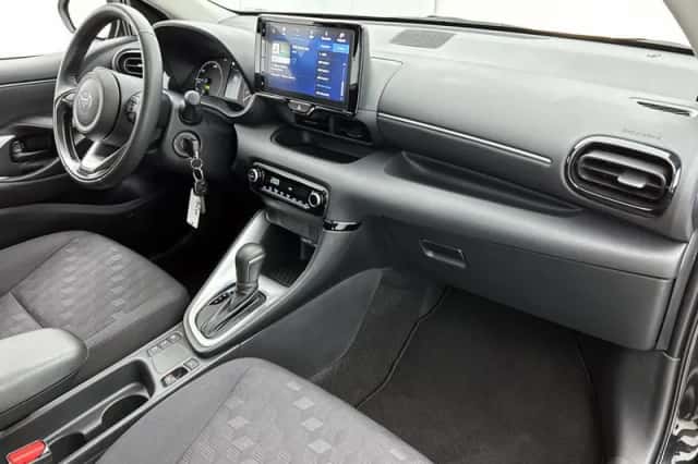 Toyota Yaris (2025) thumbnail 6