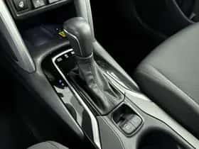 Toyota Corolla_Cross (2024) thumbnail 9
