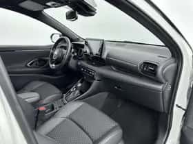 Toyota Yaris (2022) thumbnail 17