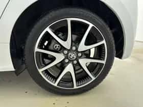 Toyota Yaris (2022) thumbnail 22