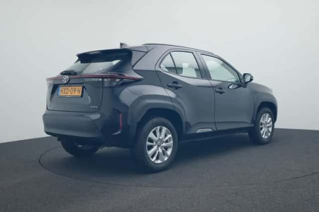 Toyota Yaris_Cross (2025) thumbnail 2
