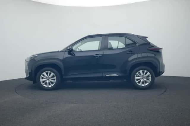 Toyota Yaris_Cross (2025) thumbnail 3