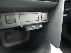 Toyota Yaris_Cross (2025) thumbnail 33