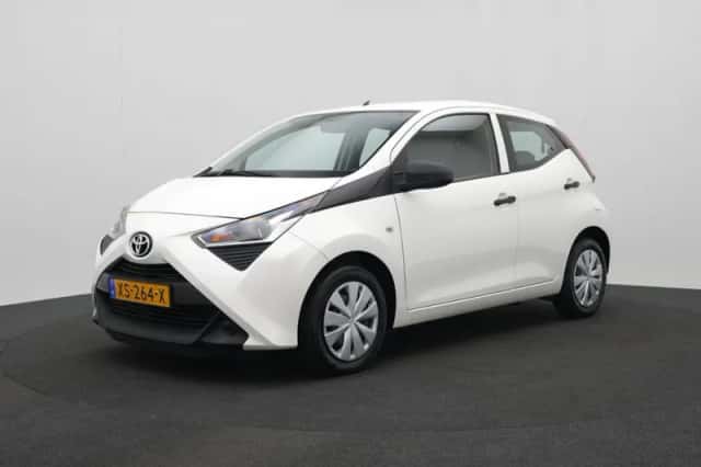 Toyota Aygo (2019) thumbnail 1