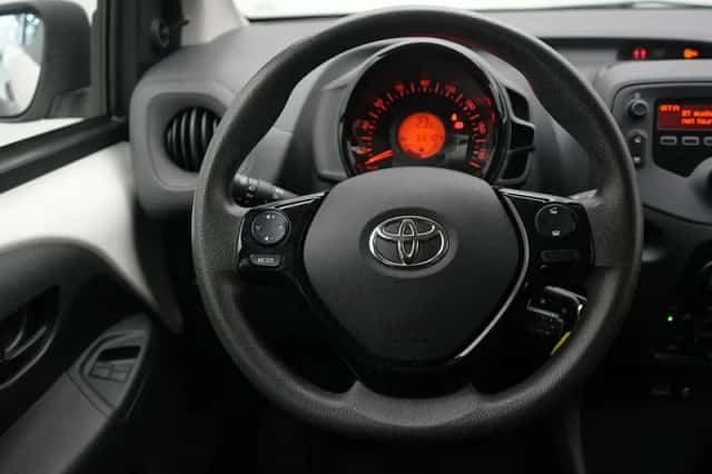 Toyota Aygo (2019) thumbnail 5