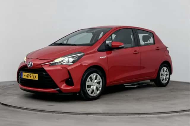 Toyota Yaris (2020) thumbnail 1