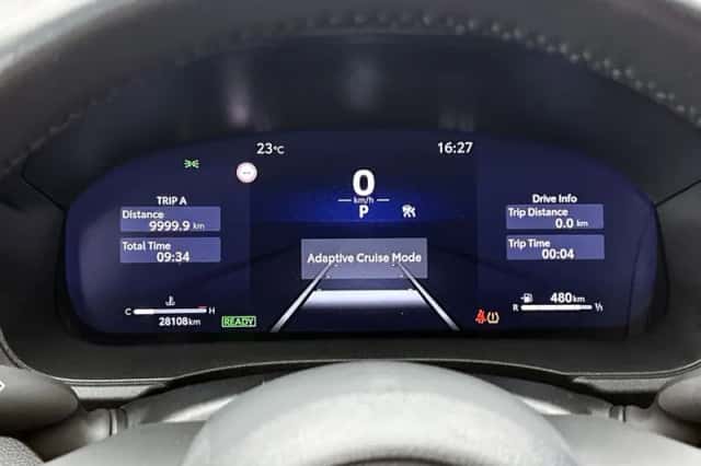Toyota Yaris (2024) thumbnail 5