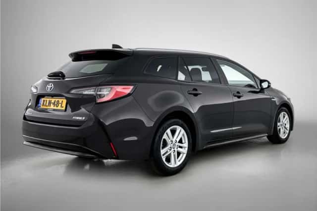 Toyota Corolla_Touring_Sports (2020) thumbnail 2