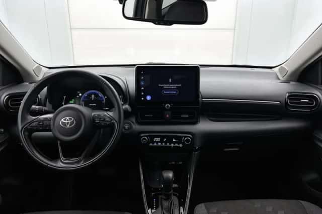 Toyota Yaris (2025) thumbnail 5