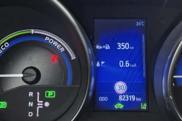 Toyota Auris (2018) thumbnail 5