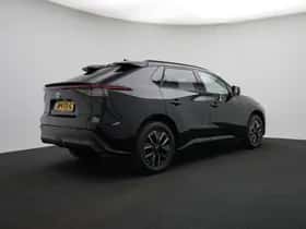 Toyota bZ4X (2026) thumbnail 2