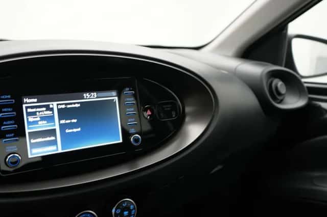 Toyota Aygo (2022) thumbnail 4