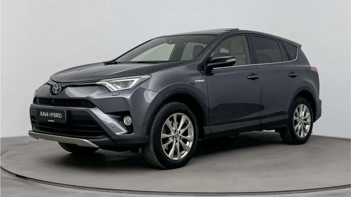 Toyota RAV4 (2018) — foto 1