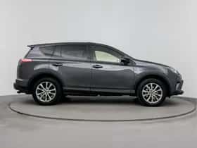 Toyota RAV4 (2018) thumbnail 13
