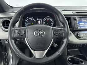 Toyota RAV4 (2018) thumbnail 18