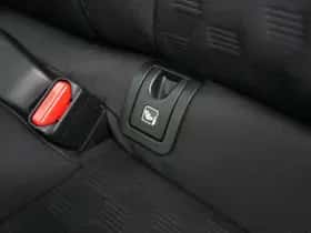 Toyota Yaris (2025) thumbnail 18