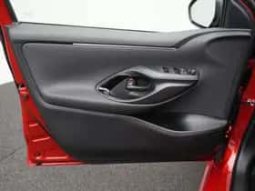 Toyota Yaris (2025) thumbnail 19