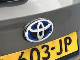 Toyota Auris (2018) thumbnail 19