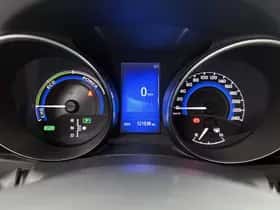 Toyota Auris (2018) thumbnail 5