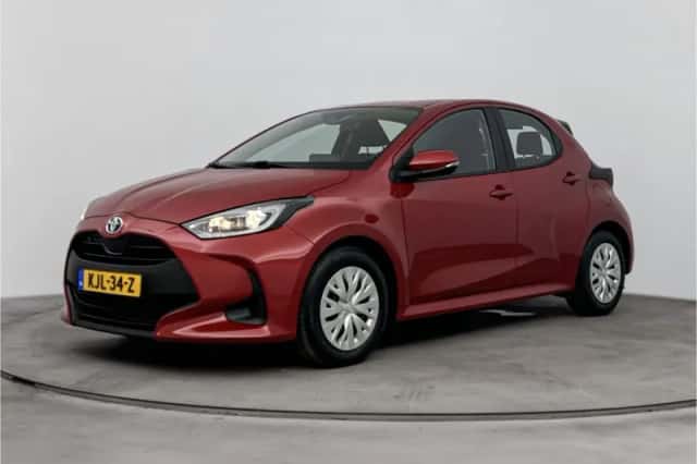 Toyota Yaris (2022) thumbnail 1