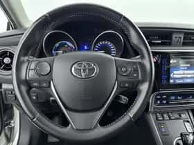 Toyota Auris (2017) thumbnail 18