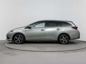 Toyota Auris (2017) thumbnail 3