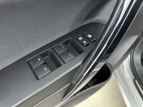 Toyota Auris (2017) thumbnail 22