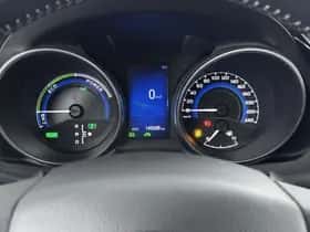 Toyota Auris (2017) thumbnail 5
