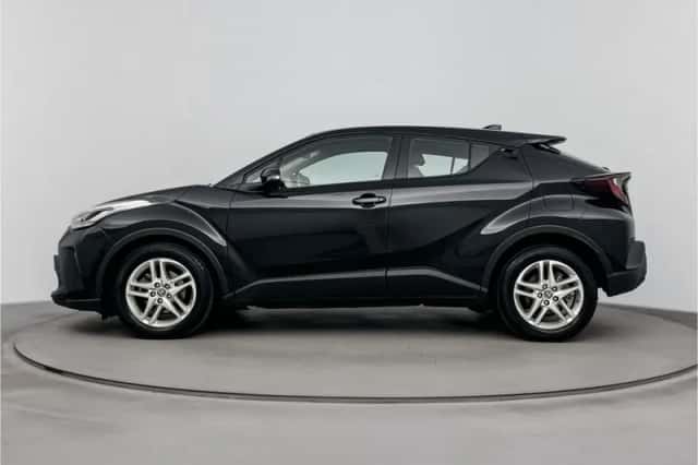 Toyota C-HR (2023) thumbnail 3