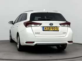 Toyota Auris (2019) thumbnail 13