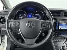 Toyota Auris (2019) thumbnail 17