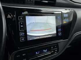 Toyota Auris (2019) thumbnail 8