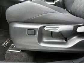 Toyota Corolla_Cross (2025) thumbnail 37