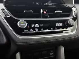 Toyota Corolla_Cross (2025) thumbnail 9