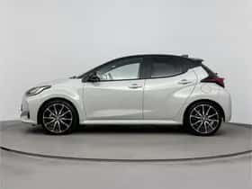 Toyota Yaris (2023) thumbnail 3